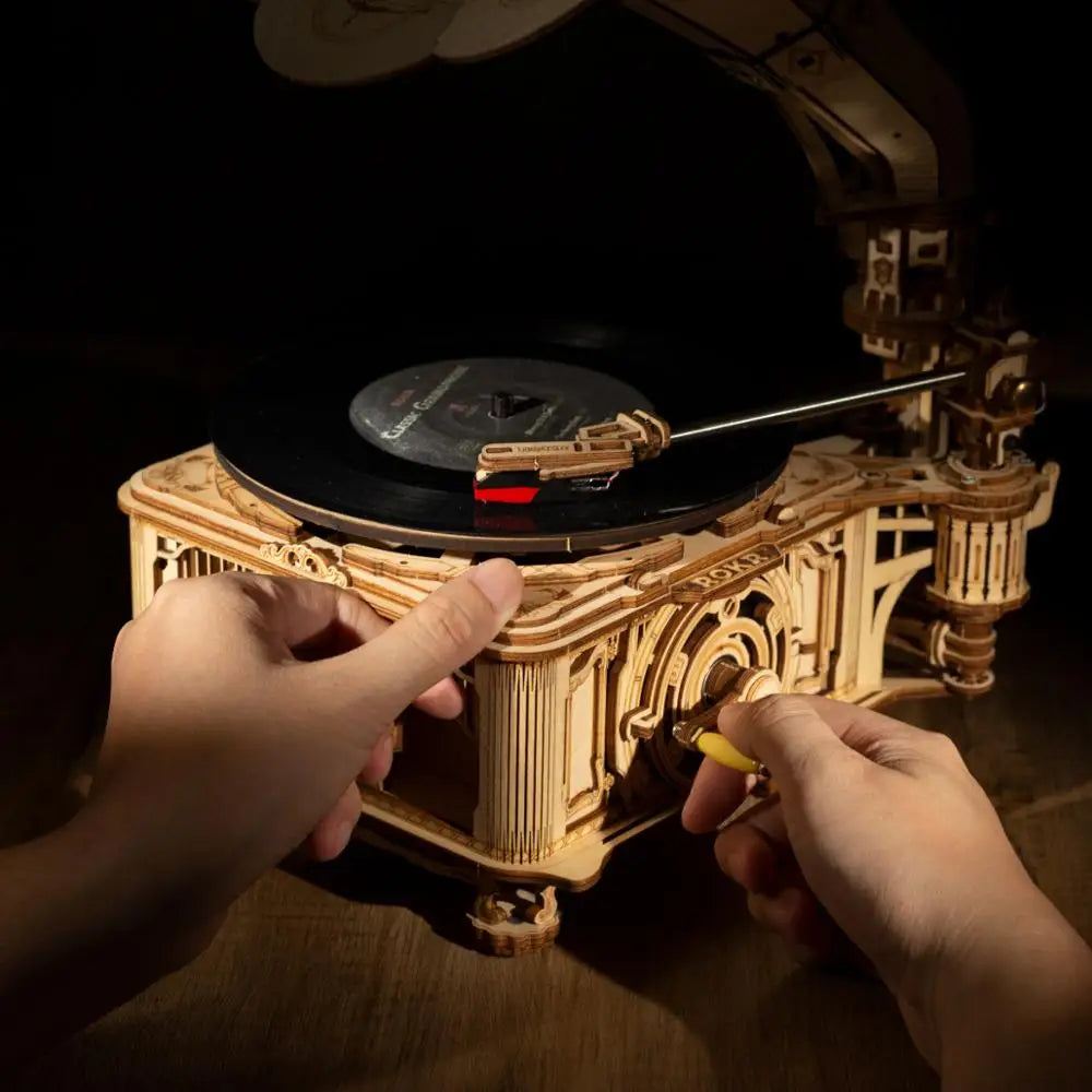 Robotime Hand Crank Gramophone Wooden Model Kit 424 Pieces